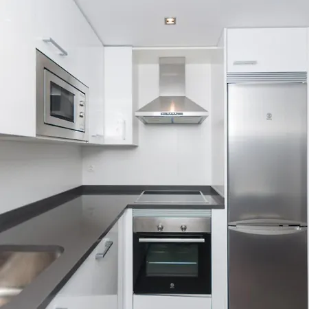 Apartament Ulia C - Local Rentss *