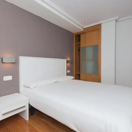Apartment Ulia C - Local Rentss *